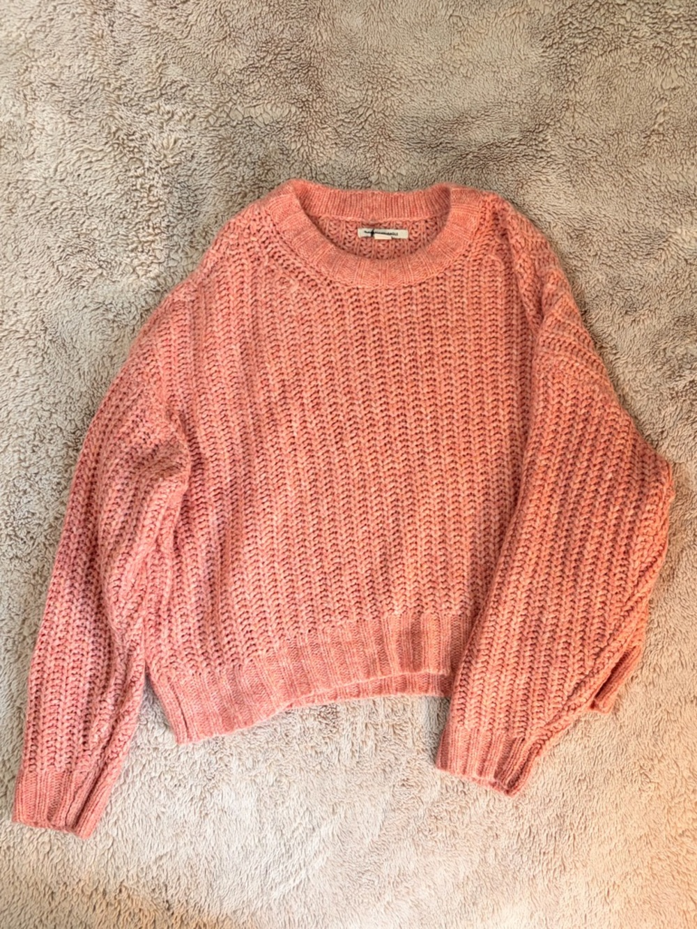 AMERICAN EAGLE WOMEN’S SWEATER